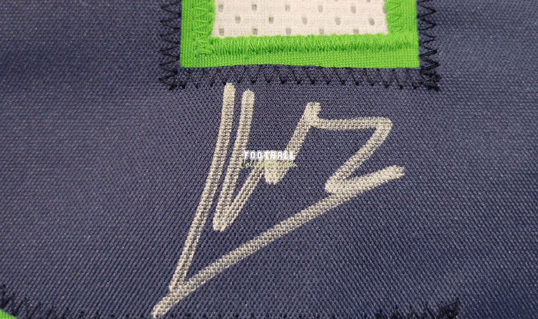 footballcollectible Kenneth Walker III Autographed Seattle Seahawks Jersey