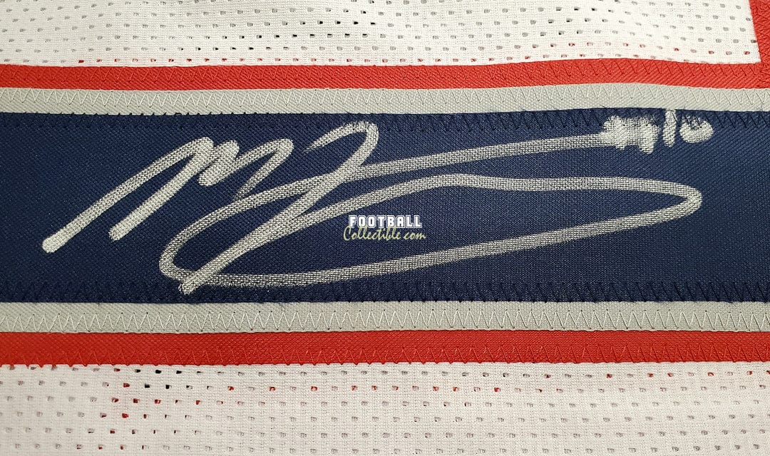 Mac Jones Autographed New England Patriots Jersey –