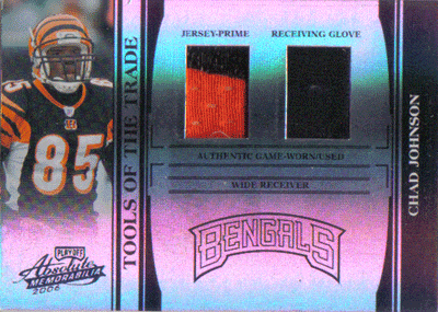 Football Cards, Jersey Chad Johnson Game-Used Jersey/Glove Card